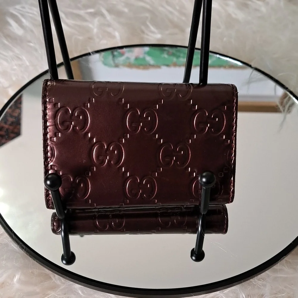 Gucci Guccissima Gold Heart Patent Leather Keyholder  EUC
